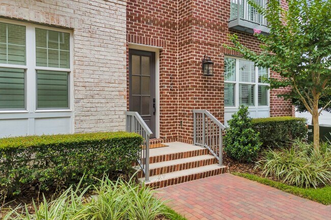 Building Photo - 474 Hazelnut Ct