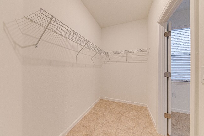 Building Photo - 4458 Davos Dr