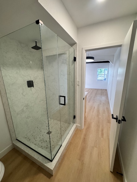 Primary Photo - 2616 W Beverly Blvd