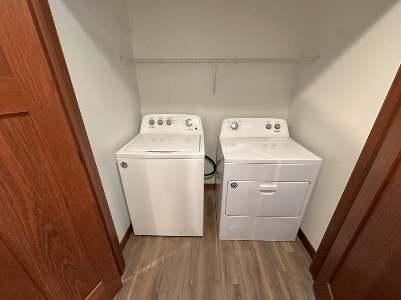 Building Photo - 1726 Aspen Ct