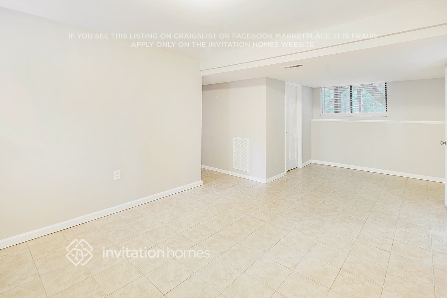 Building Photo - 4952 McAlpine Ln