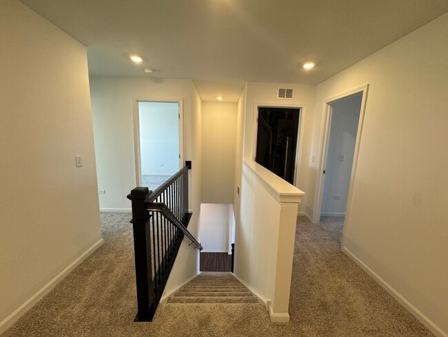 Building Photo - 15236 S Hepworth Ct