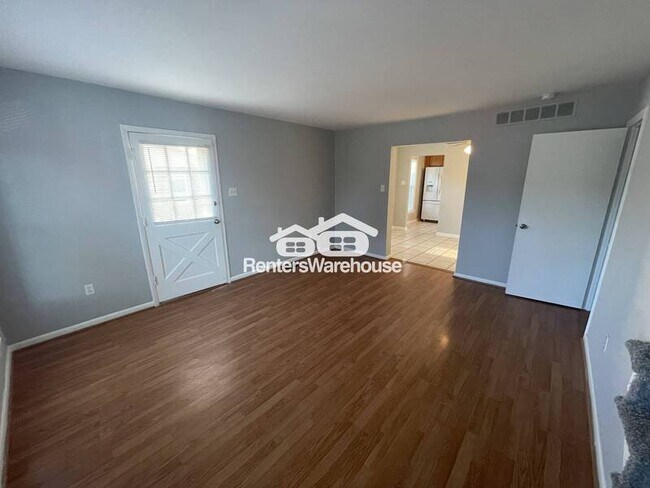 Building Photo - 20 Stewarton Ct