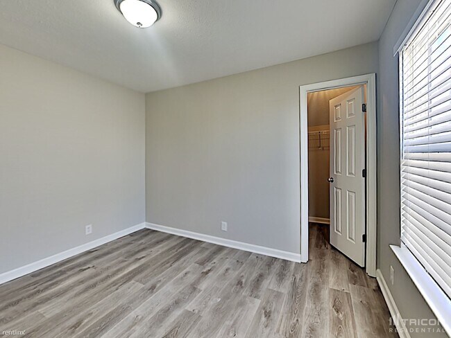 Building Photo - 3032 Ace Wintermeyer Dr