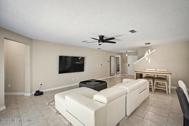 Building Photo - 4948 Big Pine Dr