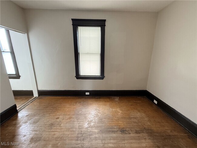 Building Photo - 3672 E 48th St