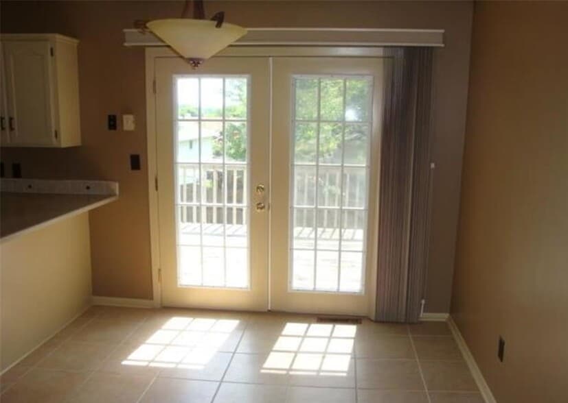 dining area - 3918 Huntington Ln NW