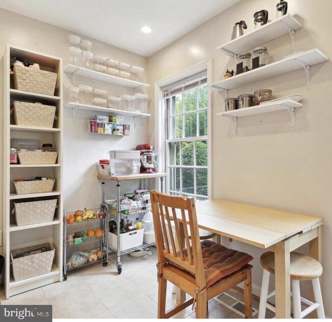 Building Photo - 5105 Westbard Ave