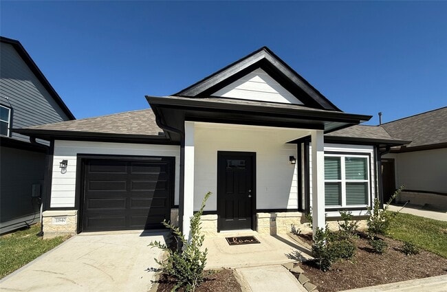 Building Photo - 11840 E Gate Dr