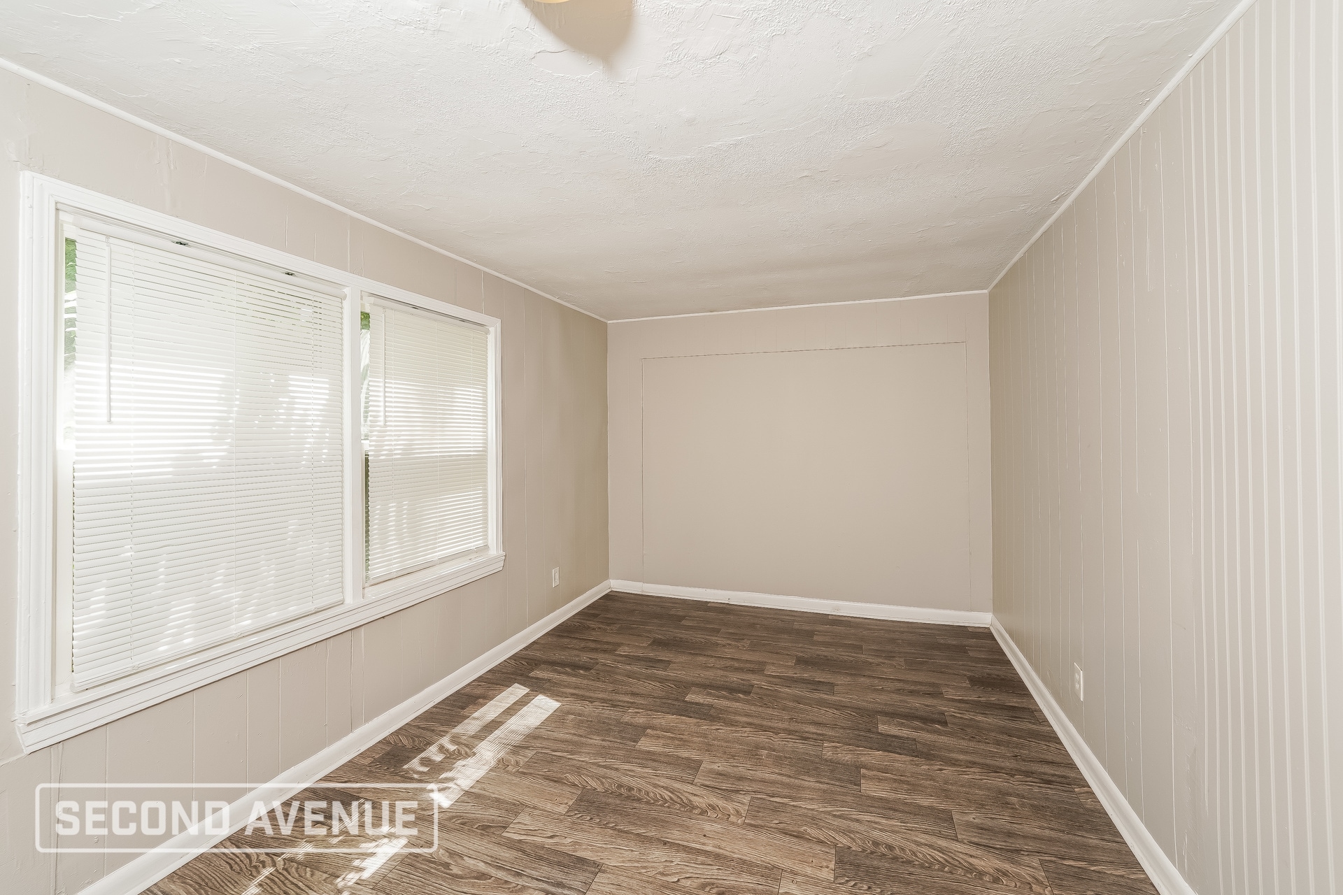 Building Photo - 844 Vanderbilt St