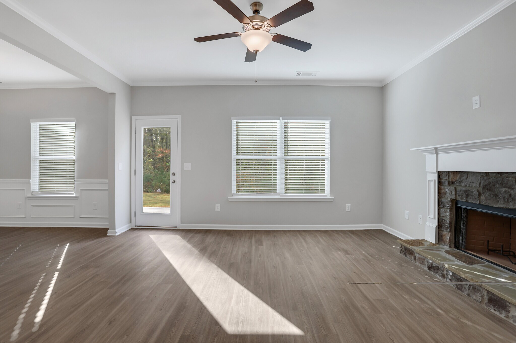 Building Photo - 236 Eva Way NE