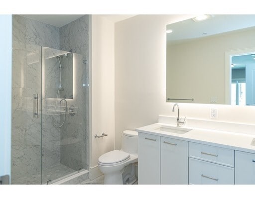 Building Photo - 218 Market St