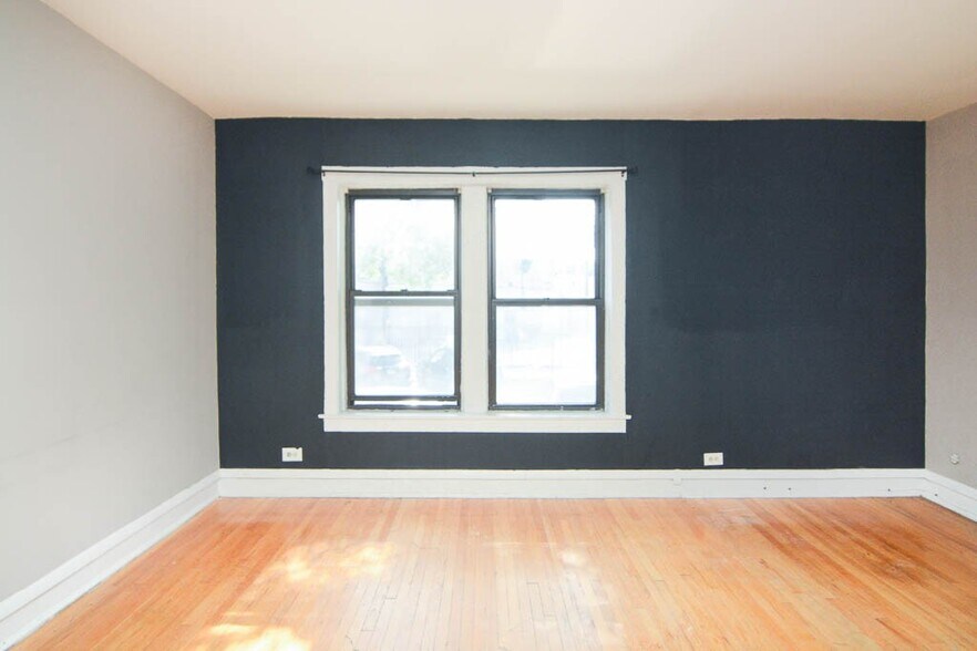 Building Photo - 2706 N Spaulding Ave