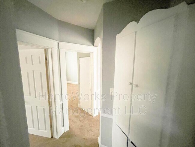 Building Photo - 7712 Old Harford Rd