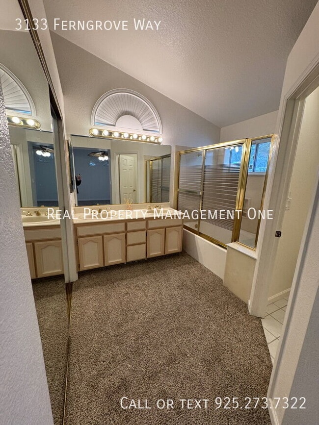 Building Photo - 3133 Ferngrove Way