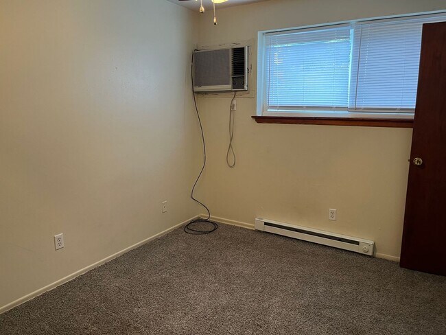 Building Photo - 410 W Mather St