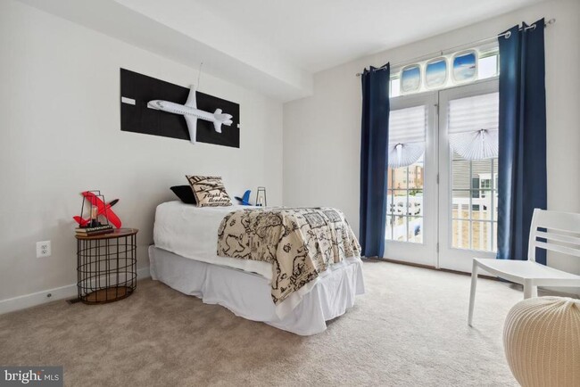 Building Photo - 10700 Presidential Pkwy