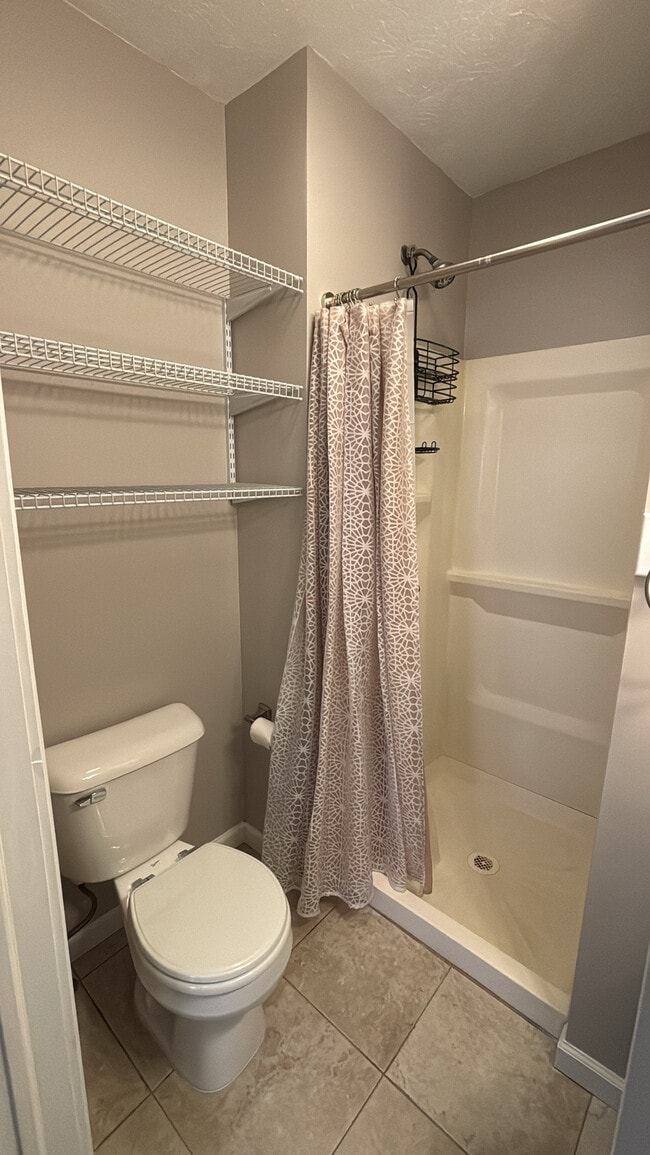 Building Photo - 12010 Paul Ave