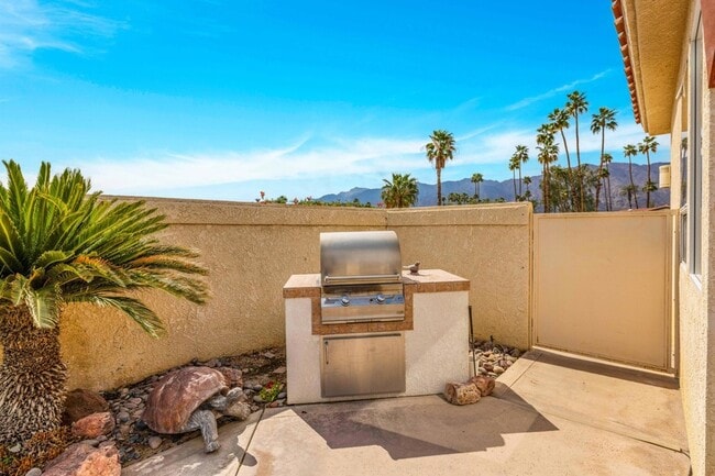 Building Photo - 49810 Ave Montero