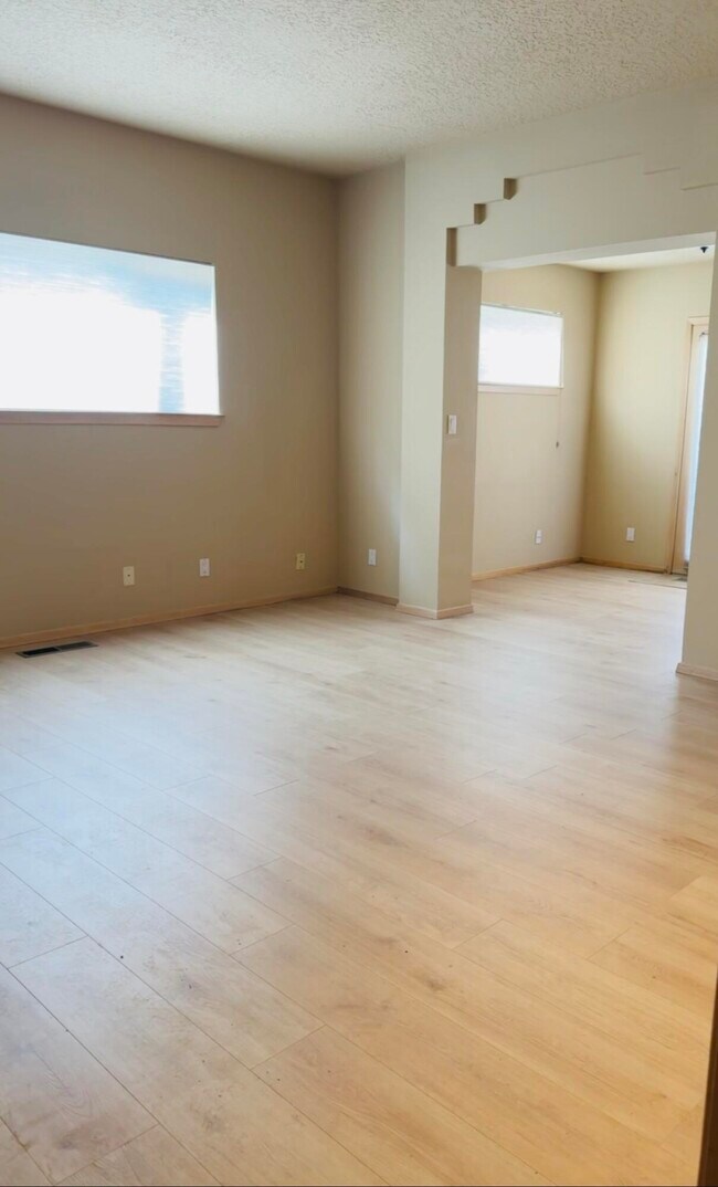 Building Photo - 2411 Tramway Terrace Ct NE