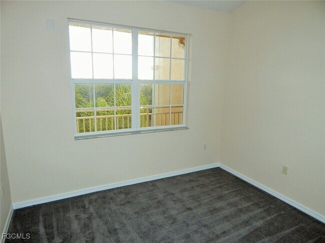 Building Photo - 1113 Van Loon Commons Cir