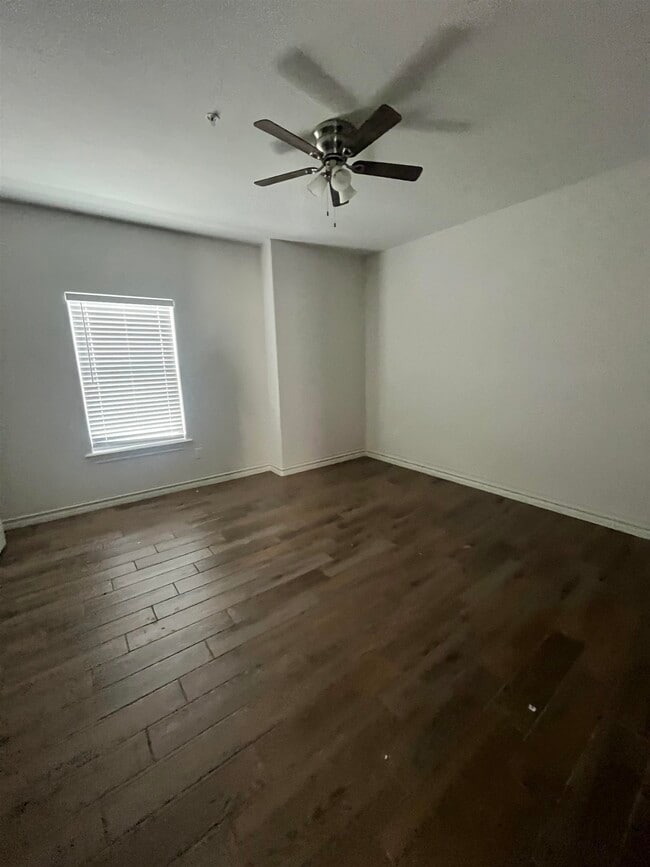 Building Photo - 7615 Laguna Del Mar Ct