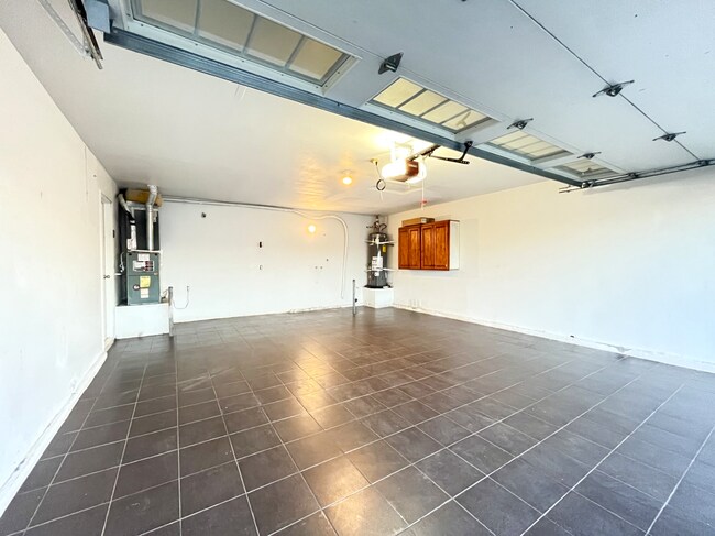 Building Photo - RV T 7640