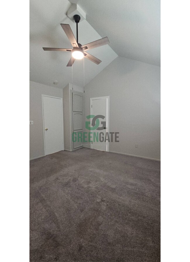 Building Photo - Now Available! Spacious 3 Bedroom, 2 Bathroom Home.