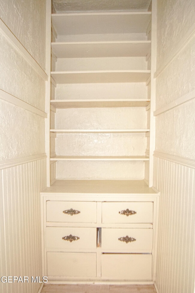 Building Photo - 1419 Wyoming Ave