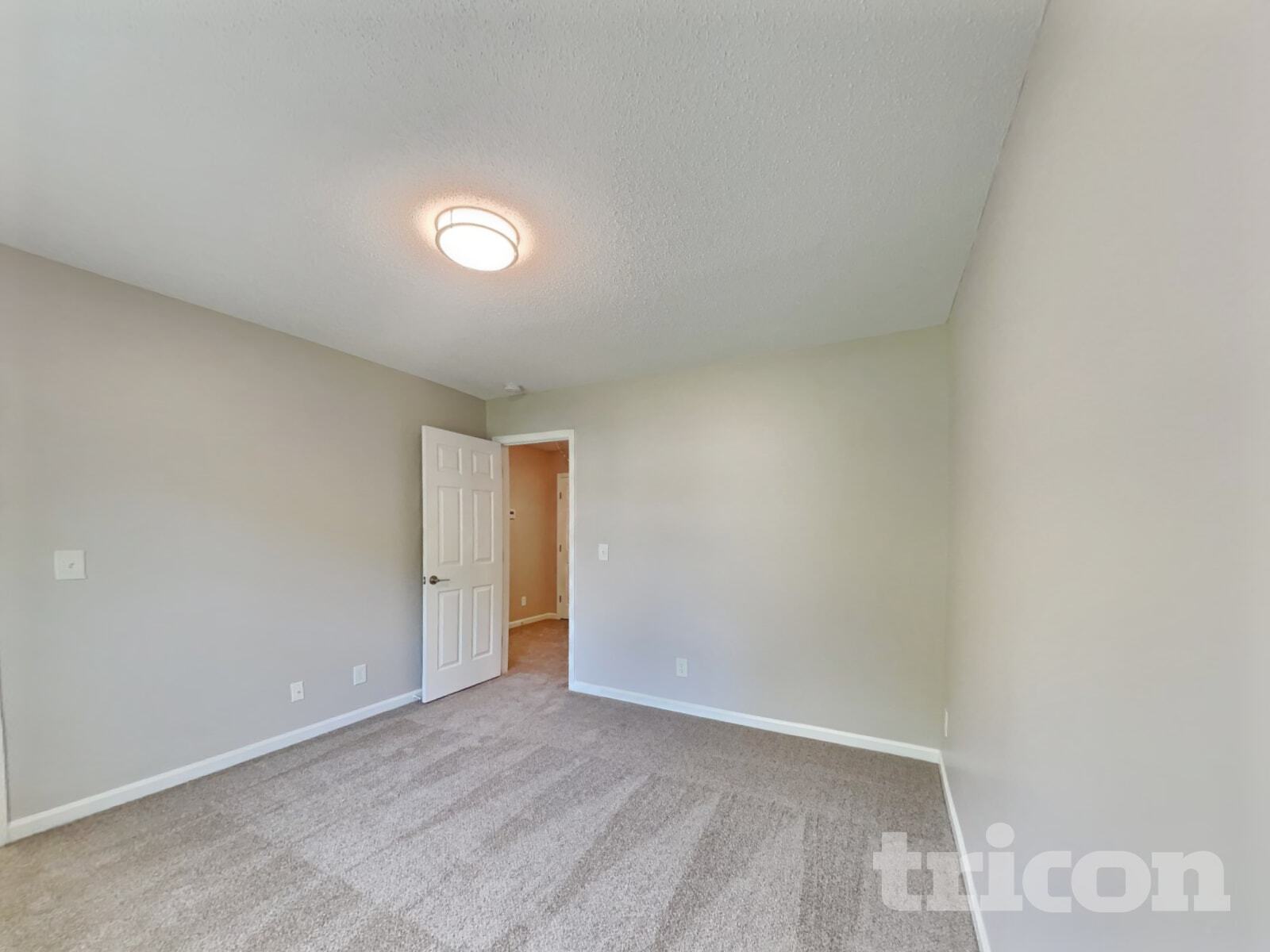 Building Photo - 1709 Fern Hill Dr
