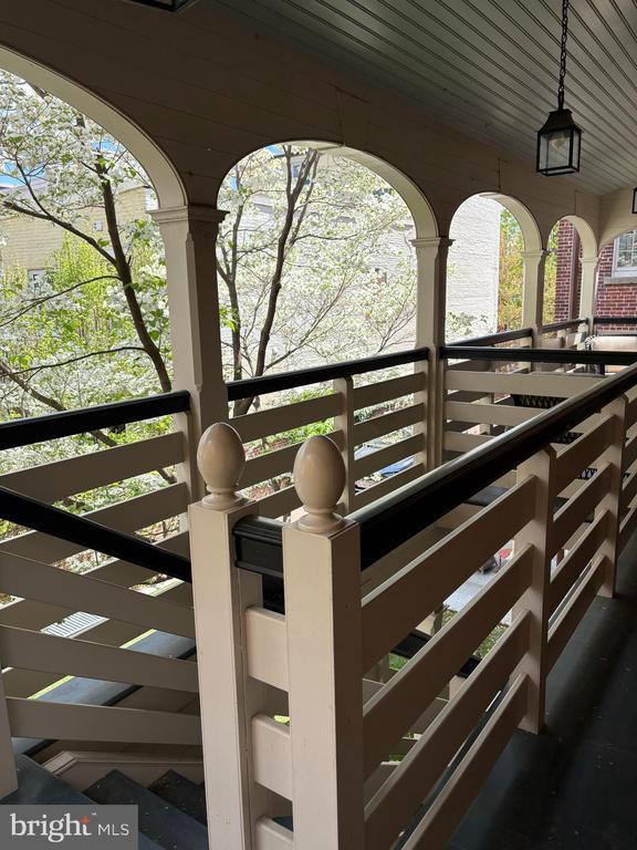 Building Photo - 413 Prince St