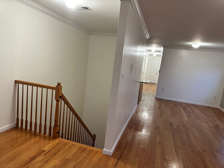 Building Photo - 452 Fulton St