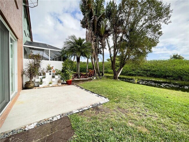 Building Photo - 777 NW 151st Ave