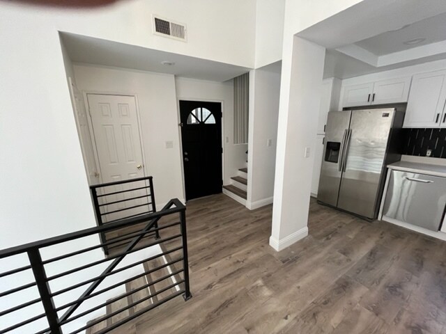 Front Door Entrance 2 - 3808 Stocker St