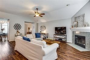 Building Photo - 305 Highland Glen Trail