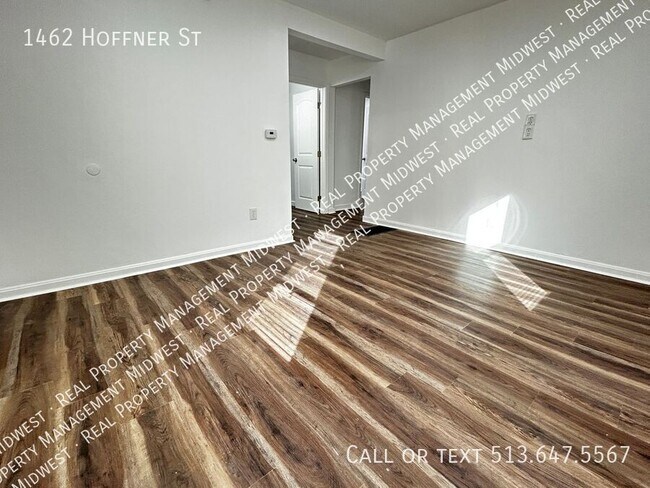 Building Photo - 1462 Hoffner St