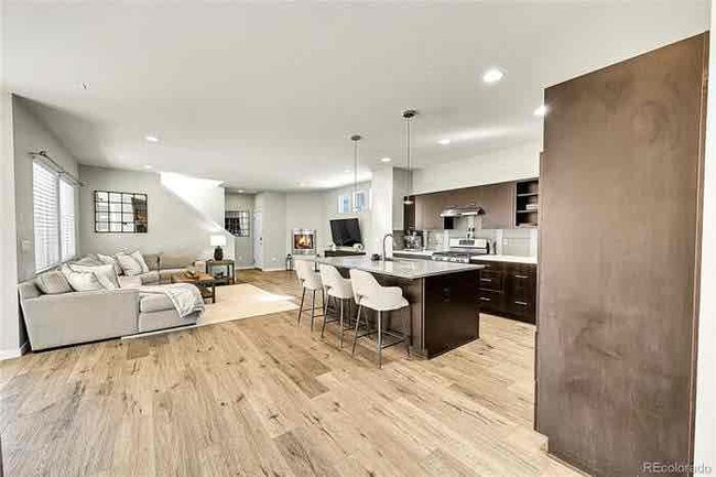 Building Photo - 3319 Cranston Cir
