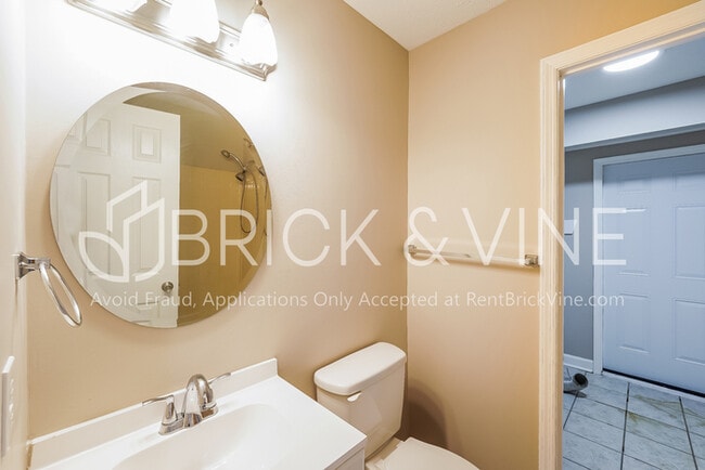 Building Photo - 5946 Dewey Heights Rd