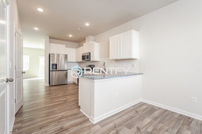 Building Photo - 1949 Autumn Mist Dr