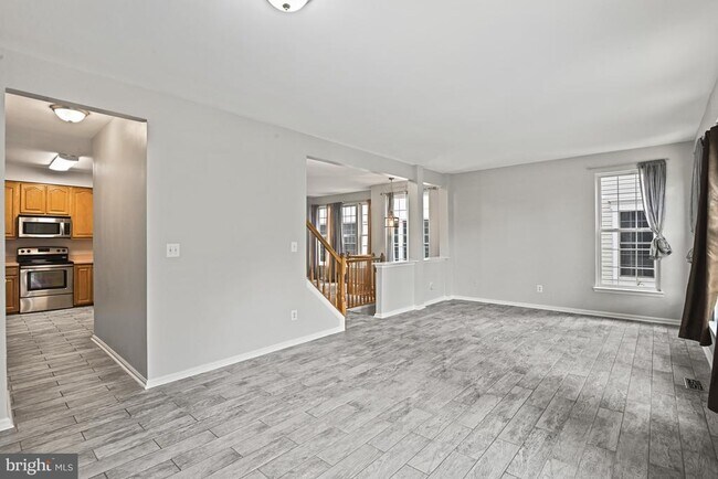 Building Photo - 46186 Walpole Terrace
