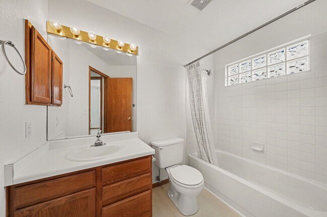 Building Photo - 2224 Water Blossom Ln