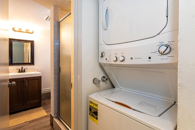 Building Photo - Fully Furnished, 1 Bed/2 Bath, Kamaole Sands