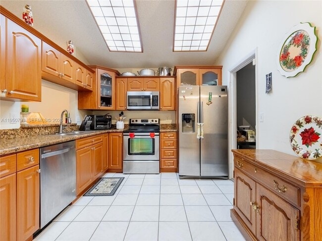 Building Photo - 206 SW 159th Way