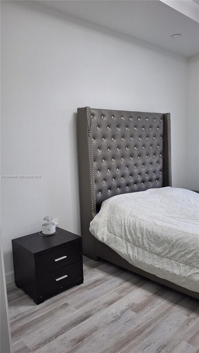 Building Photo - 26410 SW 148th Ct