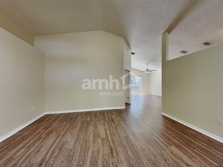 Building Photo - 4308 Iveyglen Ave