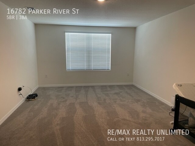 Building Photo - 16782 Parker River St