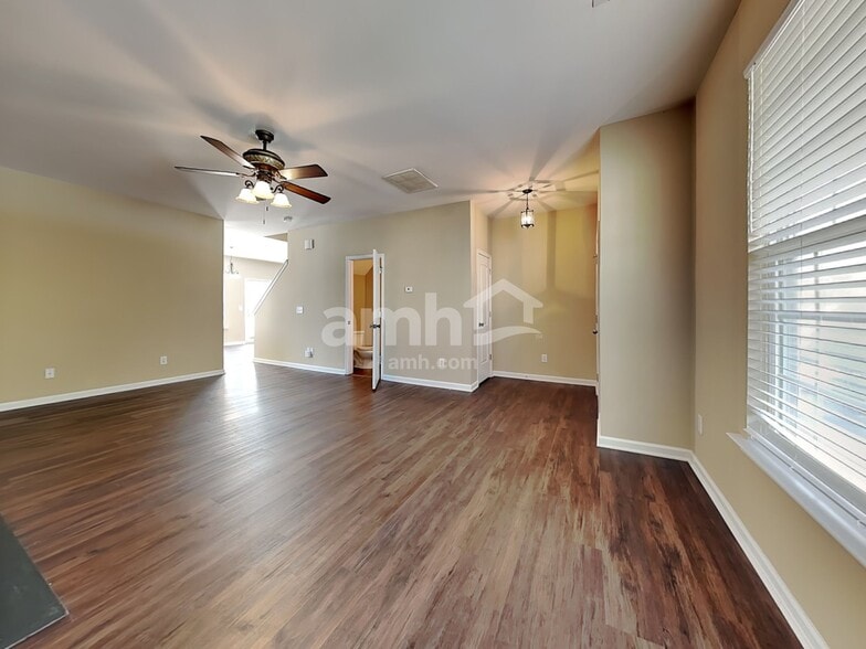 Building Photo - 2308 Sage Crossing Rd