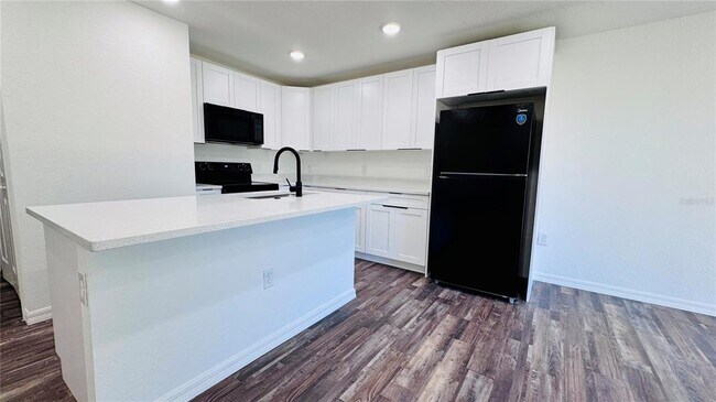 Building Photo - 240 Organ St