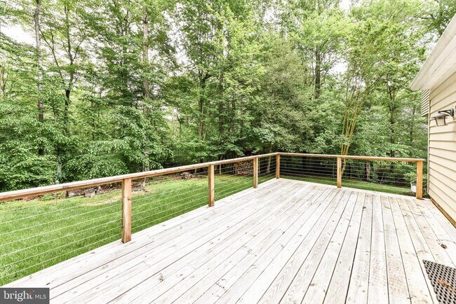 Building Photo - 8504 Shadeway Pl