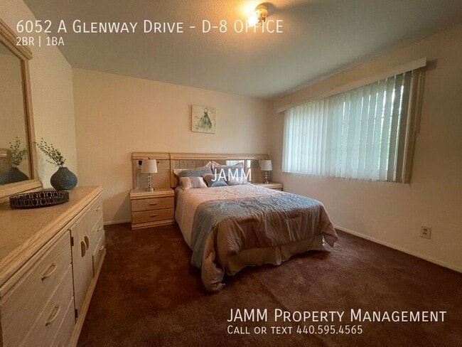 Building Photo - 6052 Glenway Dr